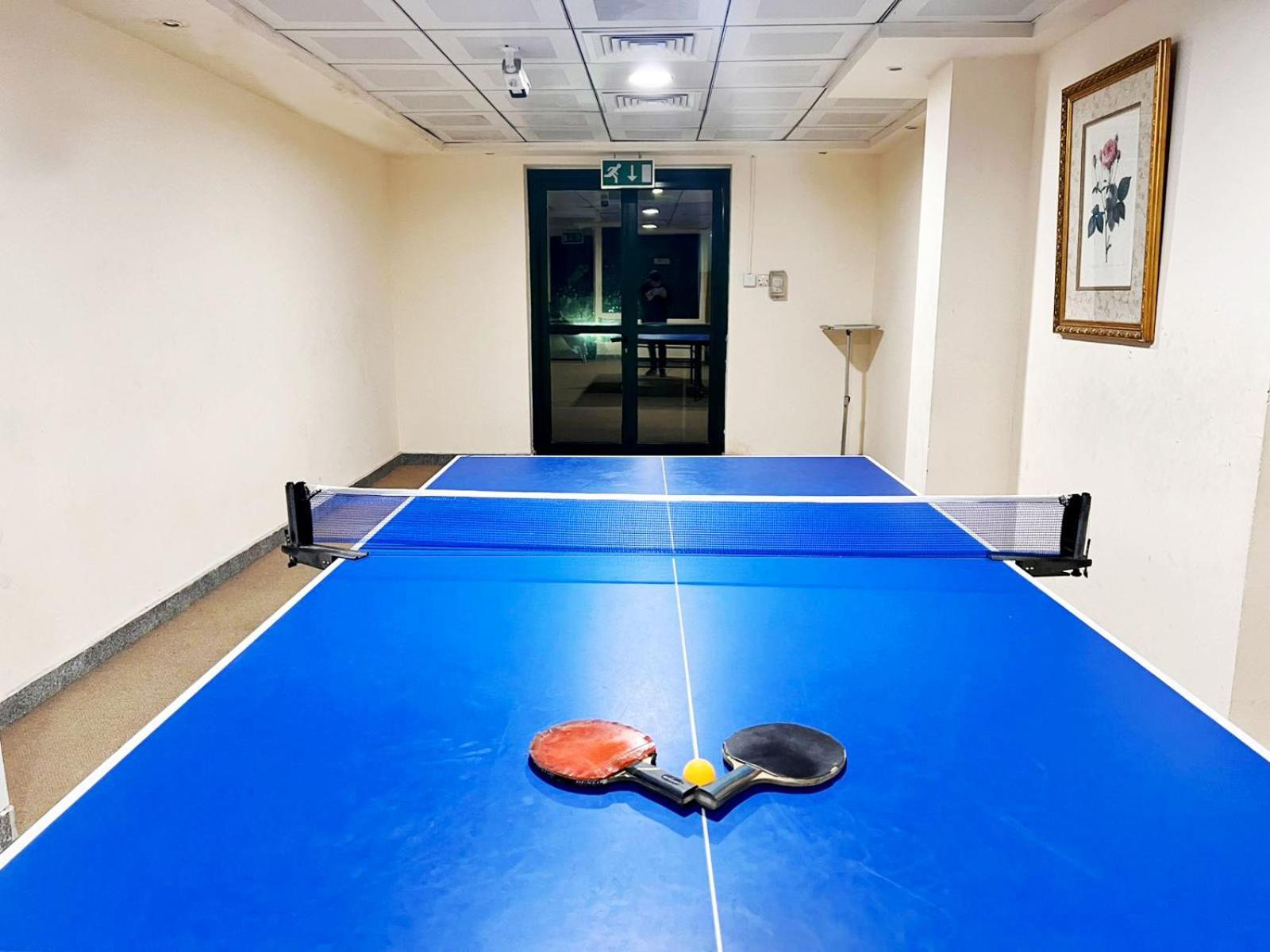 Quiet Partition Room In Tecom Barsha Heights Dubai Buitenkant foto