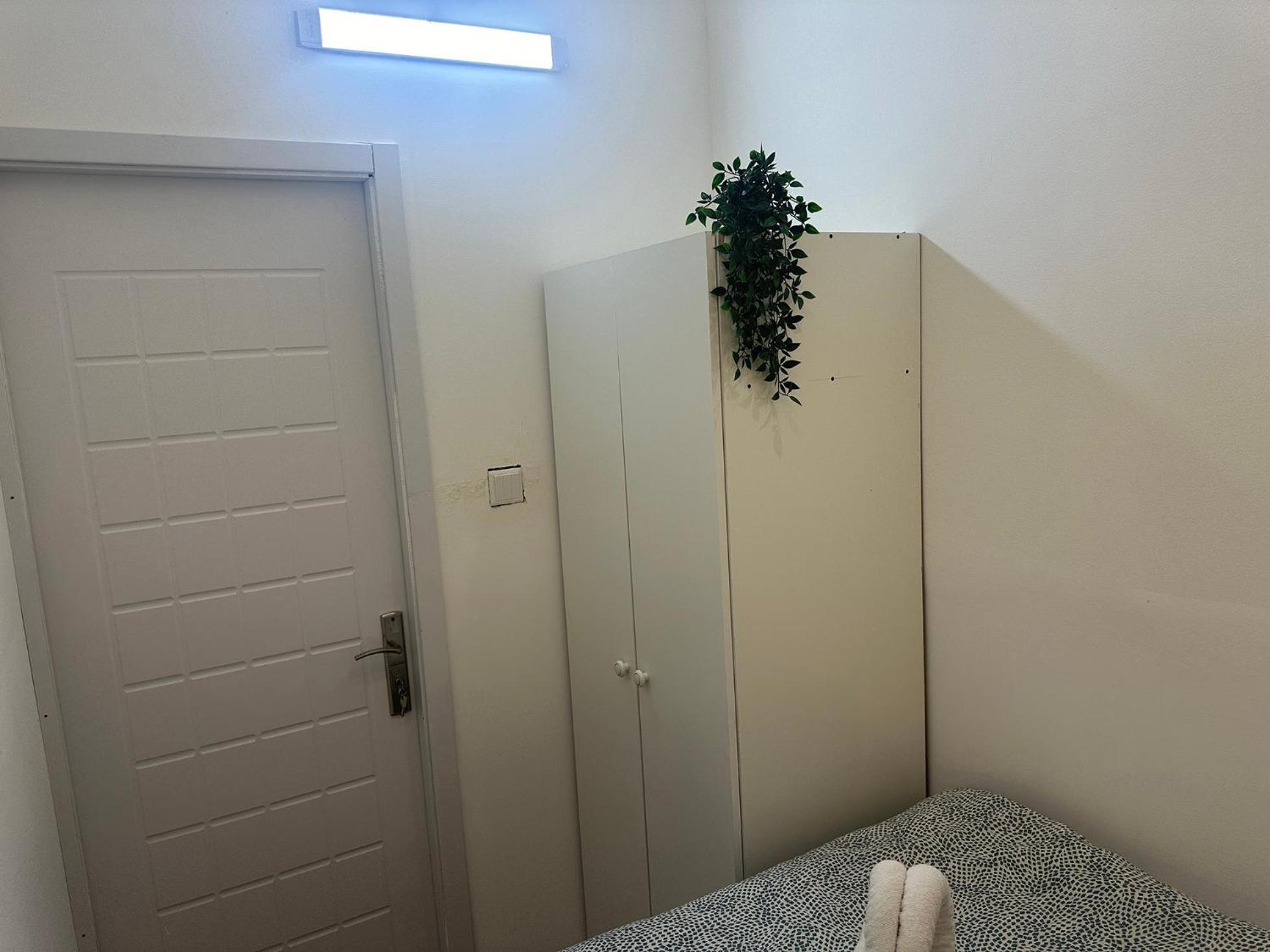 Quiet Partition Room In Tecom Barsha Heights Dubai Buitenkant foto